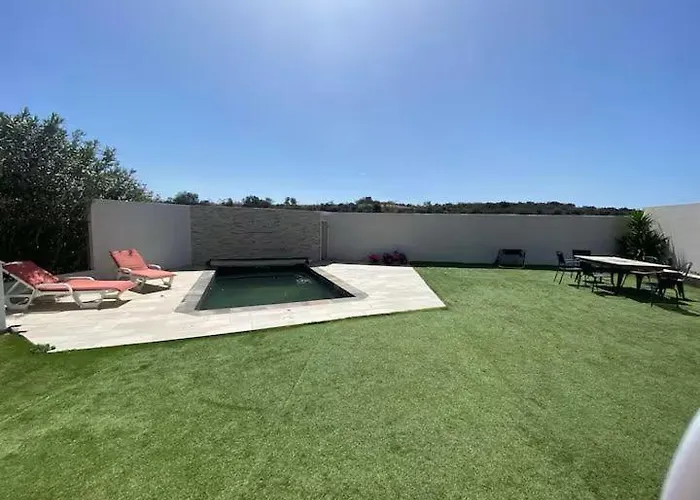 Villa Piscine, 8personnes, Clim, Wifi *